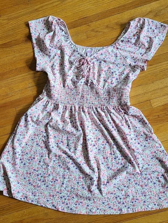 No Boundaries Dresses & Skirts - No Boundaries Flirty Floral Dress Size XL Knee Length Tie Front EUC